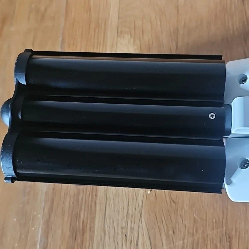 Revlon Three Barrel Ceramic Tourmaline Curling Iron Hair Waver - Picture 8 of 9